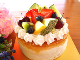 デコレーションケーキ