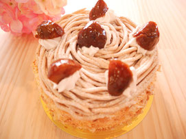 デコレーションケーキ